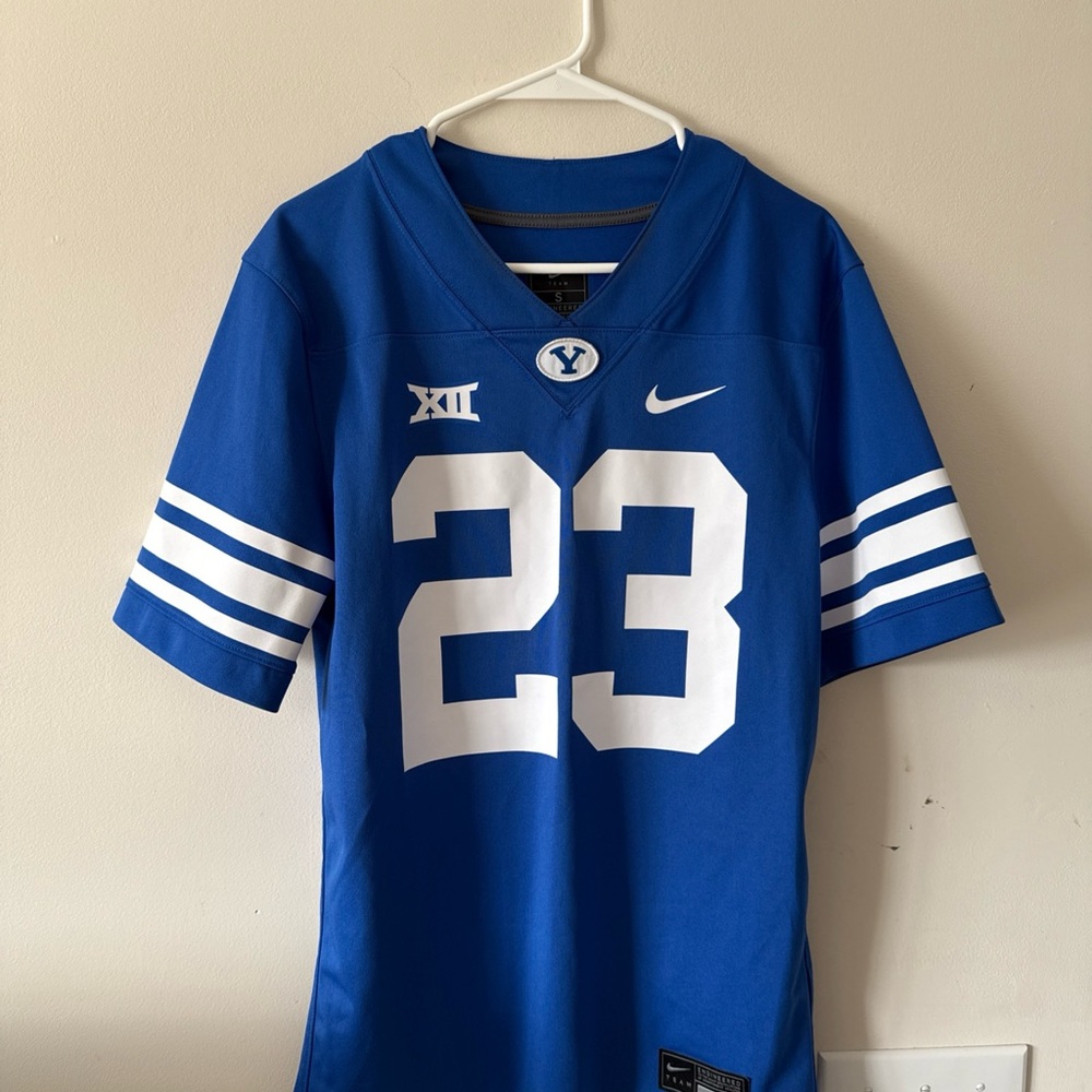 Men’s Nike BYU Cougars #23 Untouchable Football Replica Jersey Sz S - Blue RARE